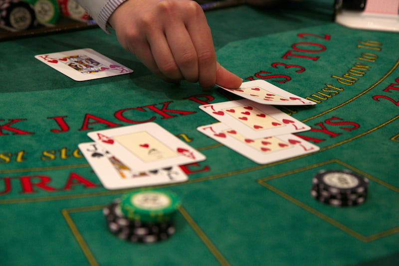 What is Card Counting and is it Legal?