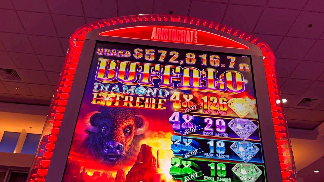 Couple Wins More Than $800k in Vegas Slot Game